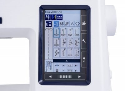 Janome Skyline S7 Display