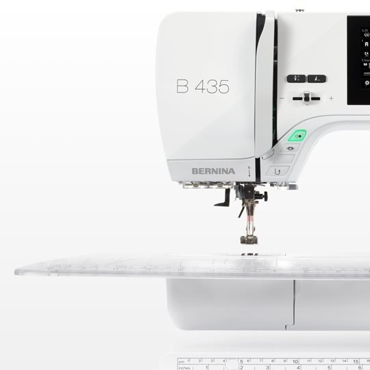 BERNINA 435 Einfädelhilfe