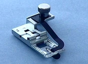 Mittelführungsfuß für JANOME Covermaschine