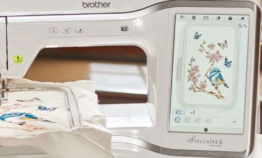 HD-Touchscreen der Brother Stellaire XE2