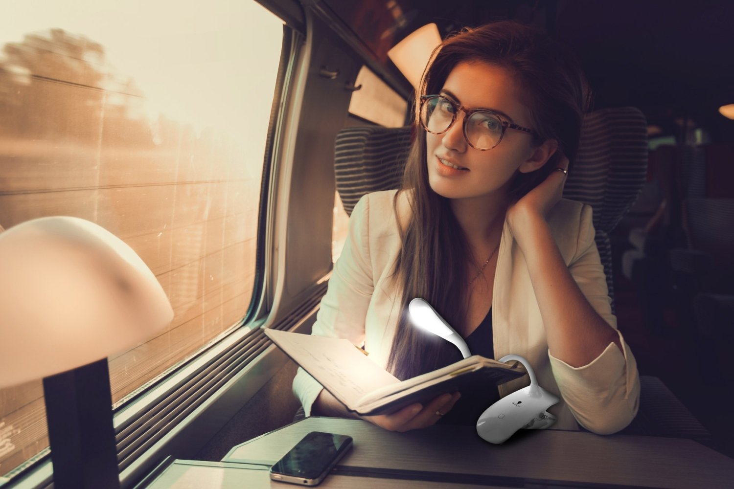 Daylight Smart Clip-on Lampe