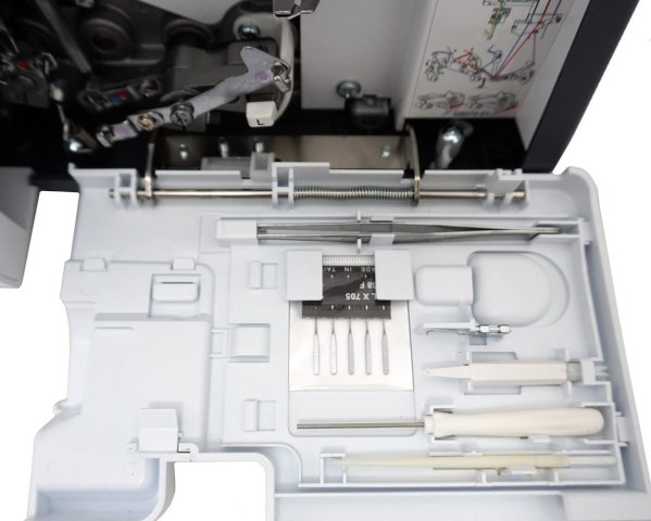 Bernette 48 Funlock – Zubehörfach