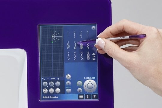 Pfaff creative 4.5 Display