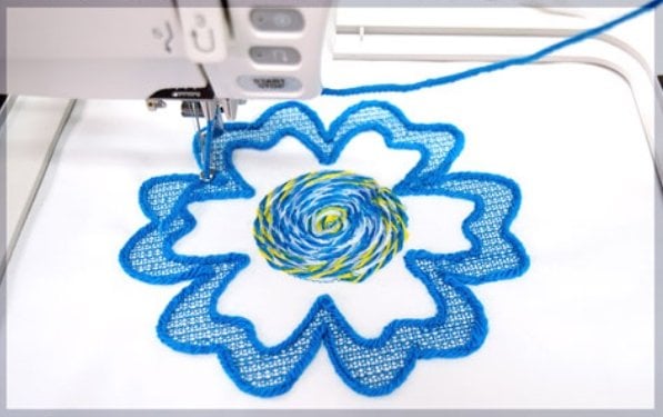 Janome Artistic Digitizer Couching Beispiel