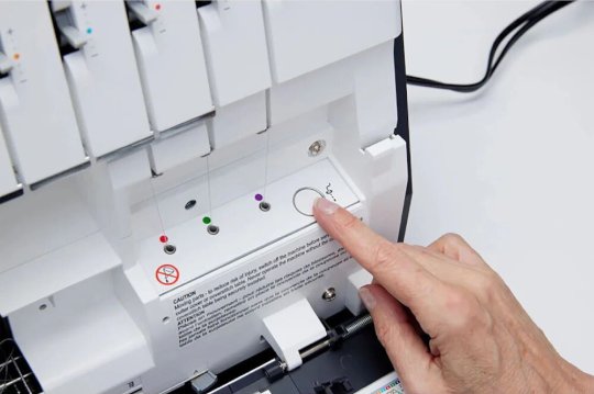Pfaff Admire Air 6000 Coverlock Ansicht