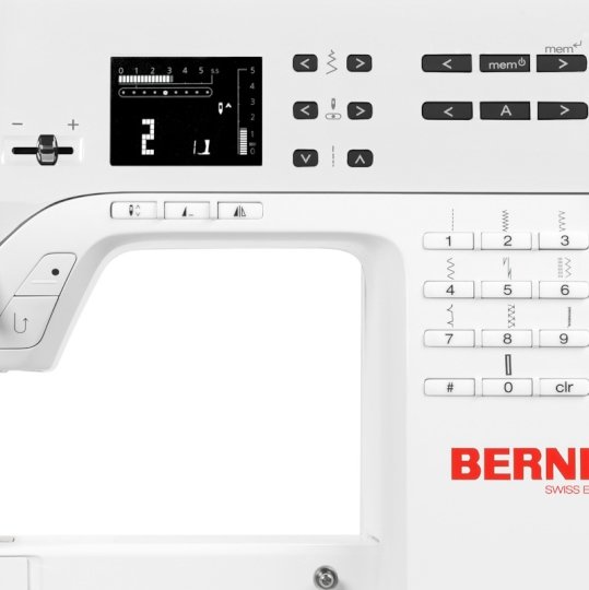 BERNINA 335 Bedienfeld