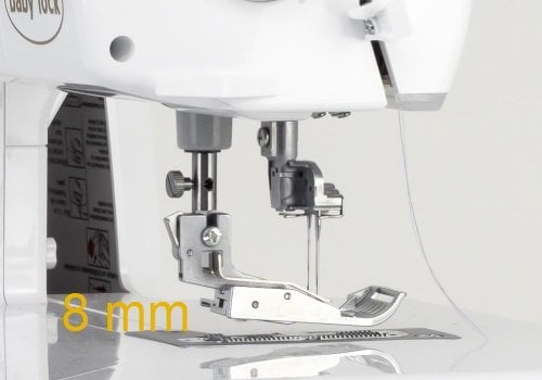 Füßchenhub bei Baby Lock Gloria