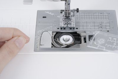 Janome Skyline S6 Top-Load Unterfadenspule