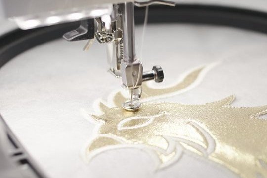 BERNINA 500 Fadenabschneider