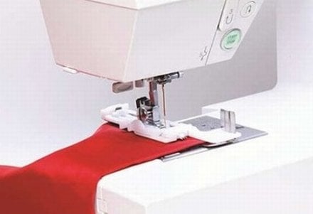 Automatisches Knopfloch