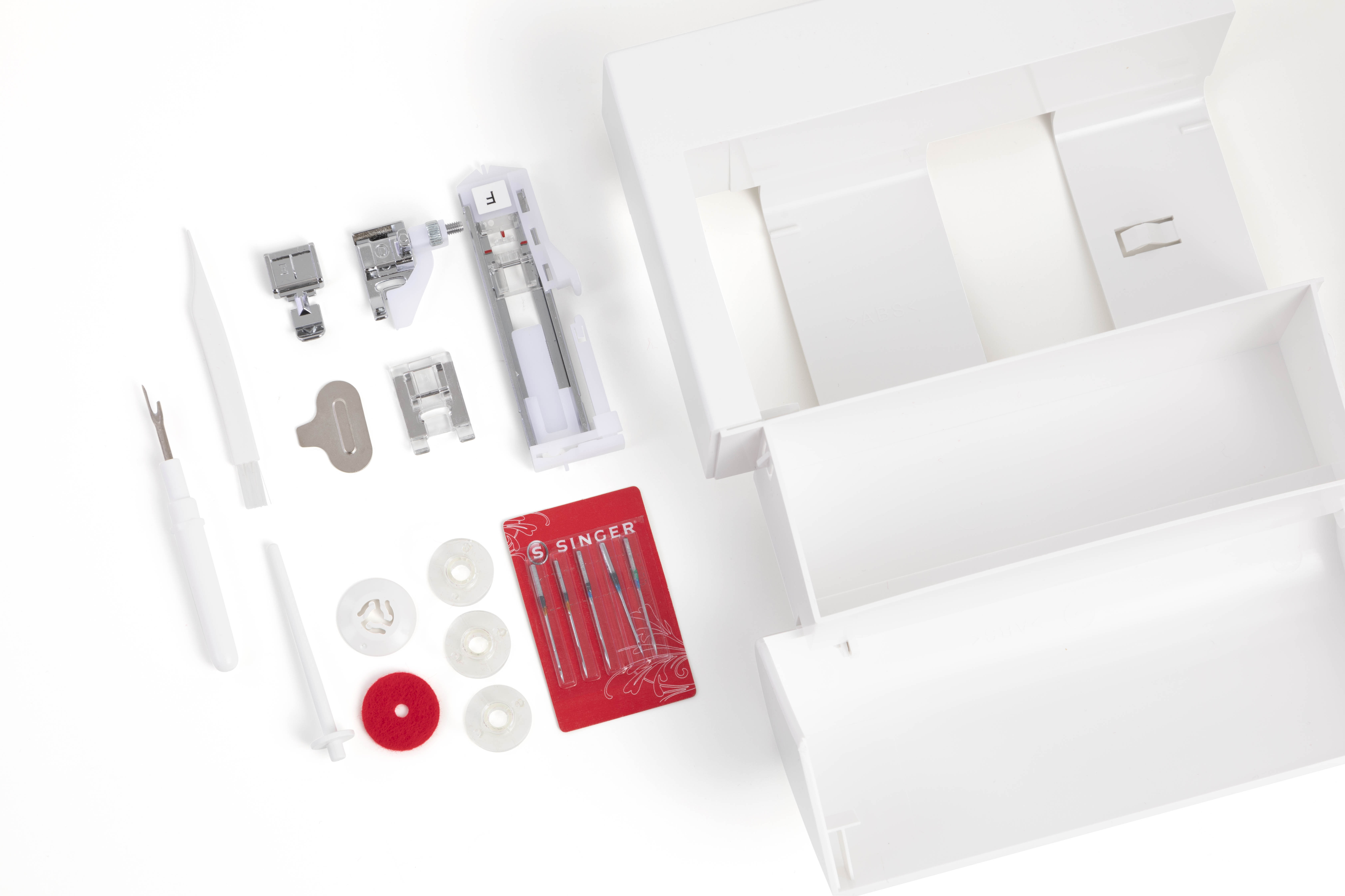 C430_Accessories-and-Storage-Product-6115 Singer C430